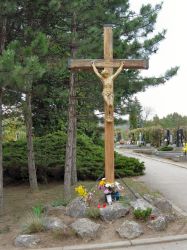 kříž - líšeňský hřbitov